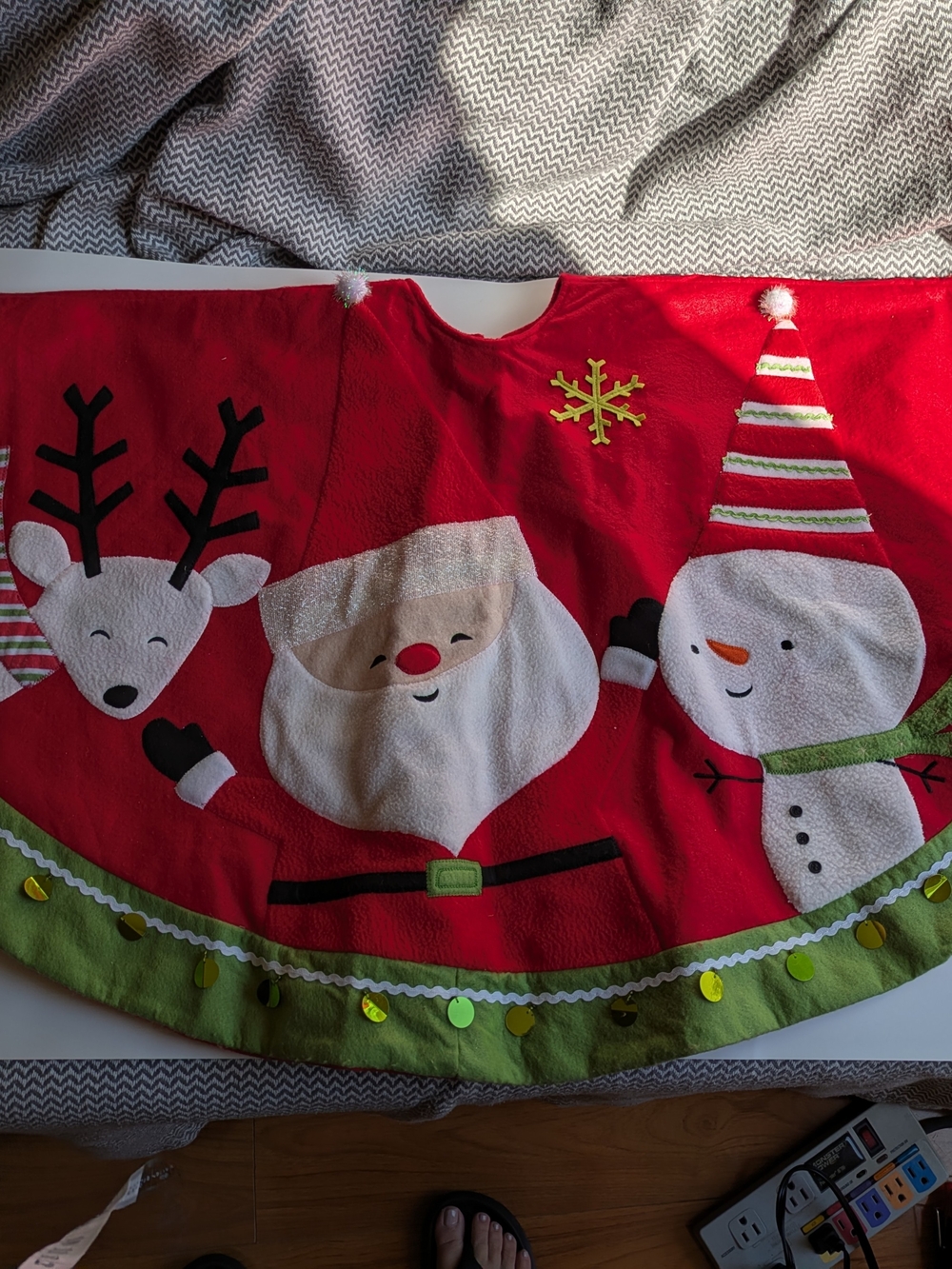 Christmas Tree Skirt Felt Red/Green Reindeer,Santa And Snowman